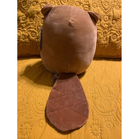 Squishmallows Chip the Beaver - 8 inch - Picture 2 of 3
